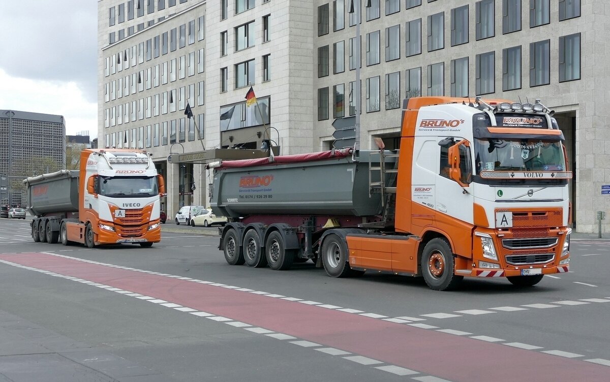 Volvo FH 460 & Iveco Kippersattelzüge von Bruno's Service & Transport GmbH. Berlin im April 2023.FH460