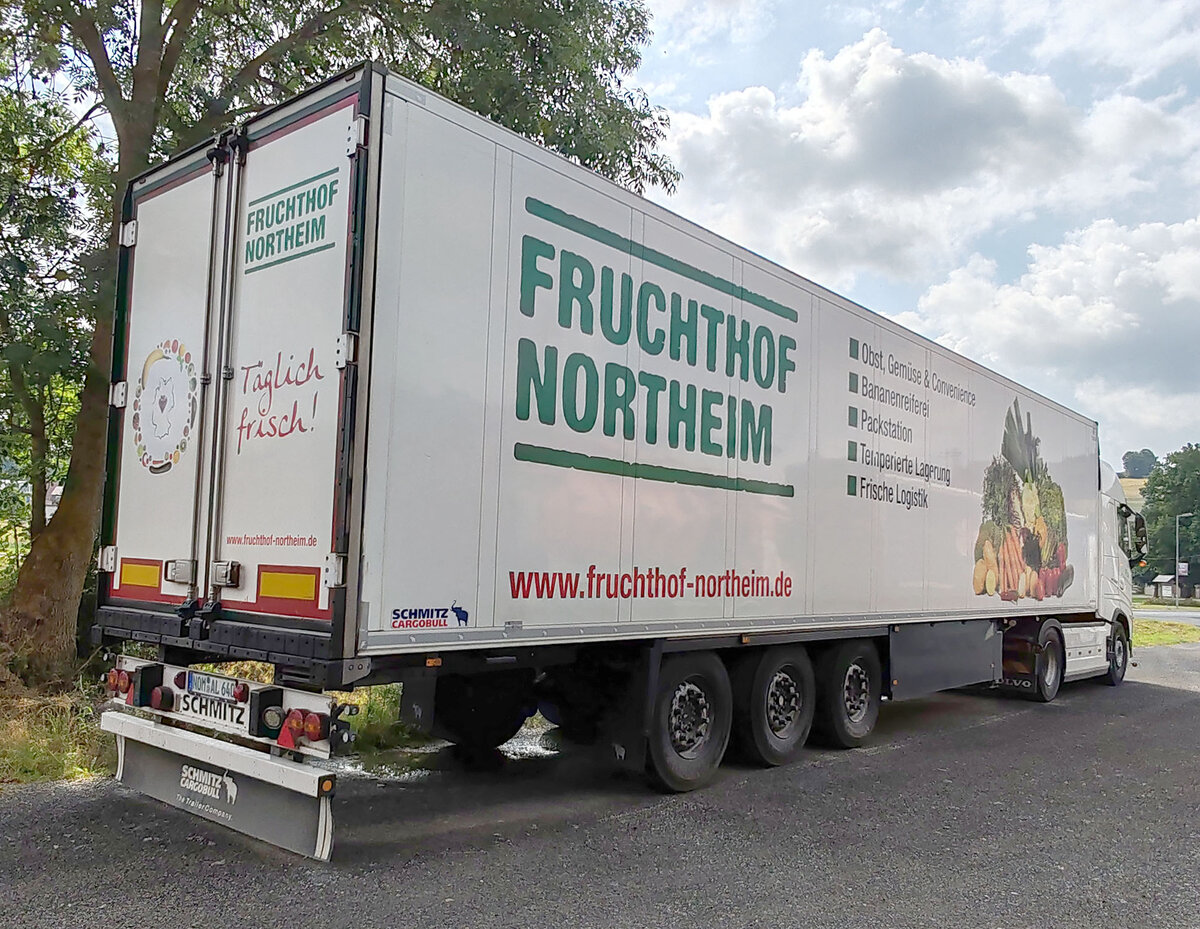 =Volvo FH 500 von FRISCHE LOGISTIK NORTHEIM pausiert zum Wochenende, 07-2026