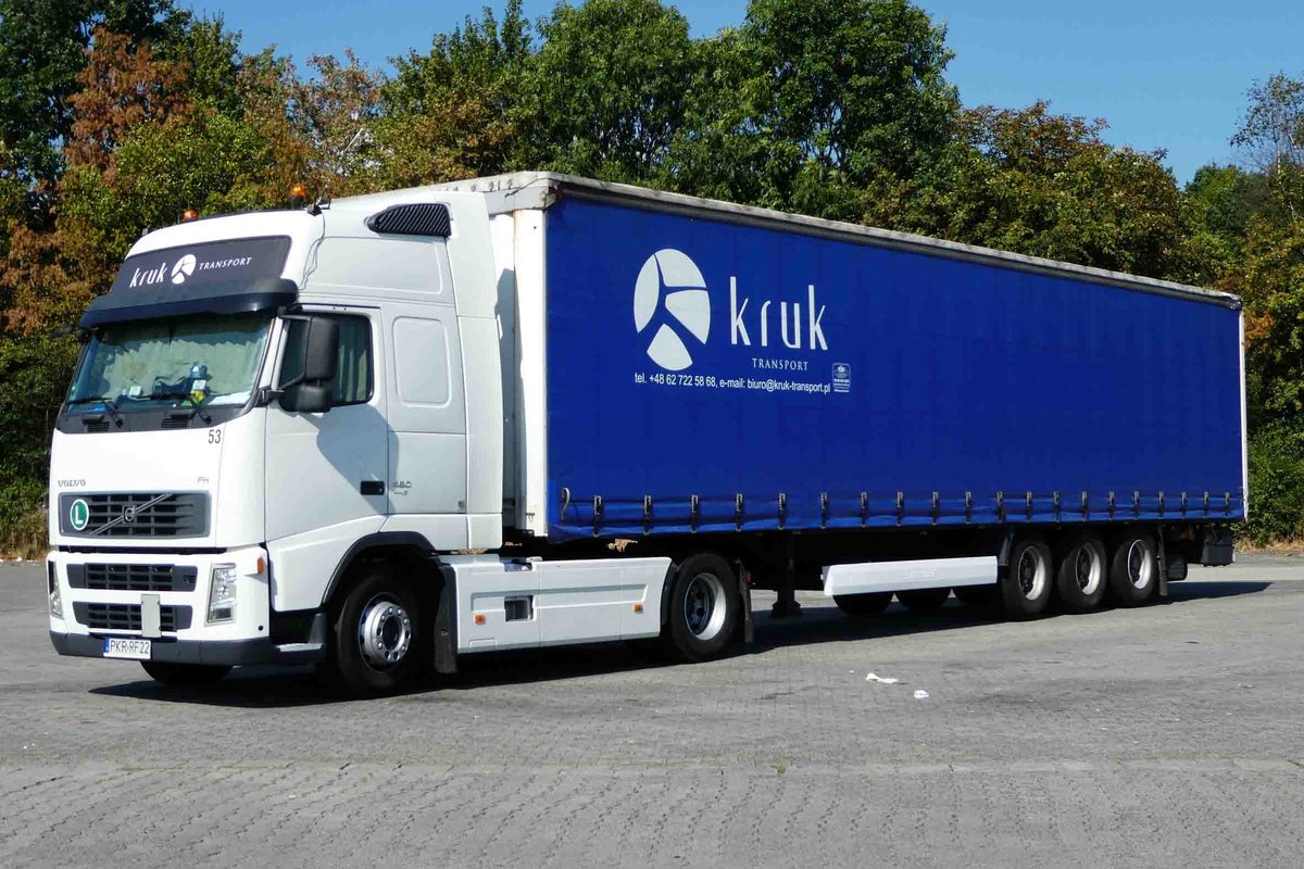 =Volvo FH von  kruk-transport  steht im September 2016 auf dem Autohof Fulda-Nord