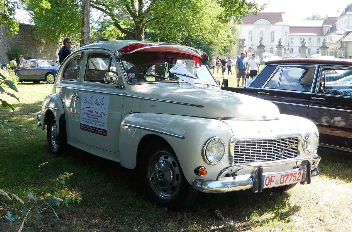 =Volvo P 544 Sport, Bj. 1956, 70 PS, ausgestellt bei Blech & Barock im Juli 2018 auf dem Gelände von Schloß Fasanerie bei Eichenzell