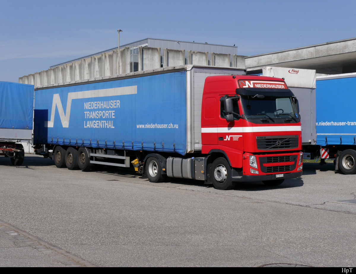 Volvo Sattelschlepper in Langenthal am 31.03.2019