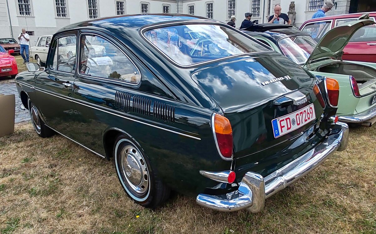 =VW 1600 TL, ausgestellt bei der Oldtimerausstellung Blech & Barock bei Schloss Fasanerie, 07-2026