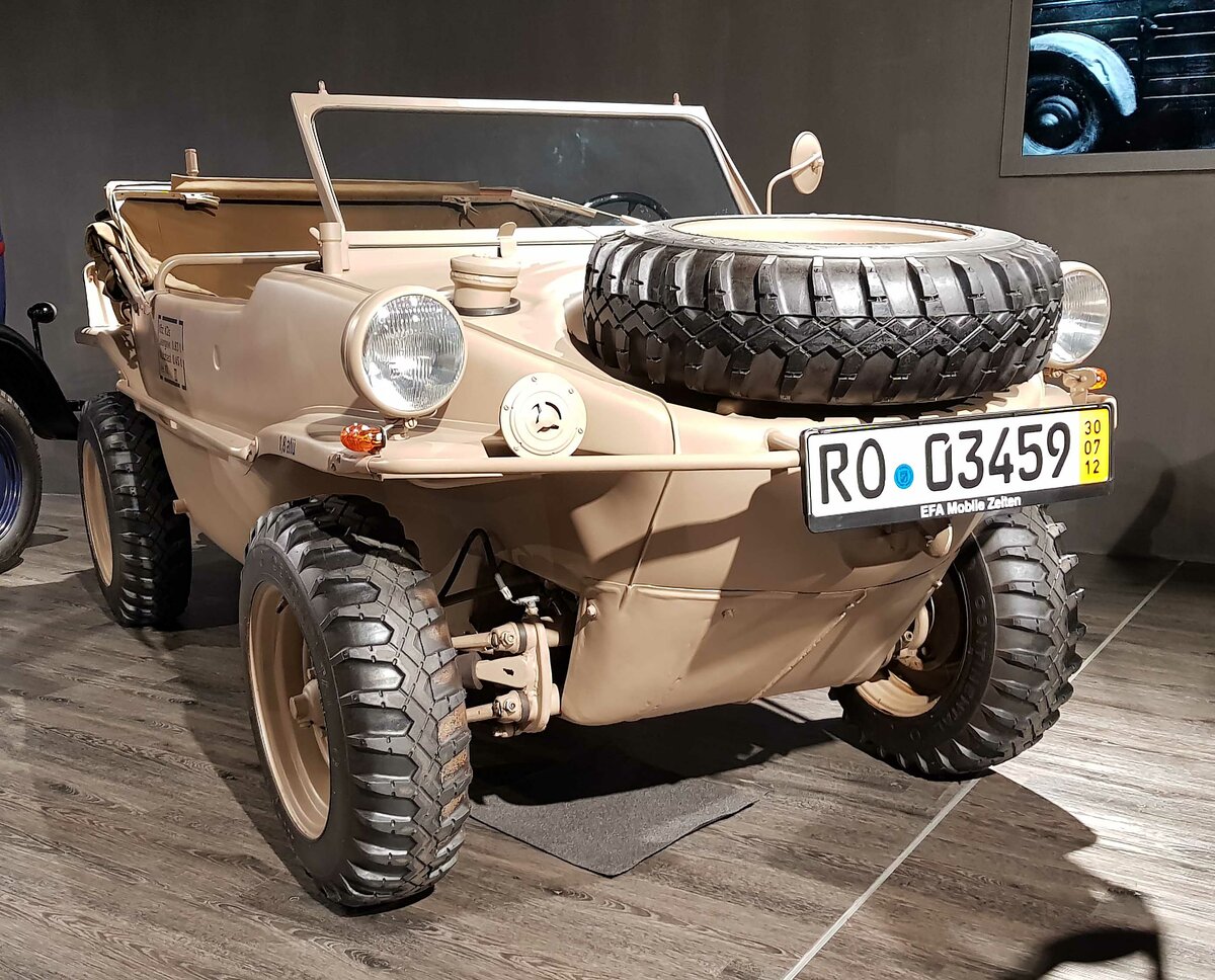 =VW 166, Bauzeit 1942 - 1944, 1131 ccm, 25 PS, 80 km/h, gesehen im EFA Museum in Amerang, 06-2022 