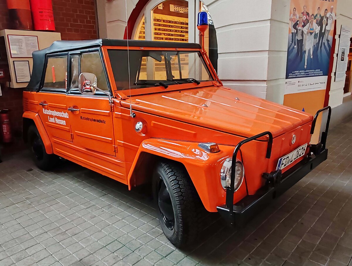 =VW 181 als ehemaliges Katastrophenschutzfahrzeug des Landes HESSEN, steht im Fuldaer Feuerwehrmuseums, 11-2025