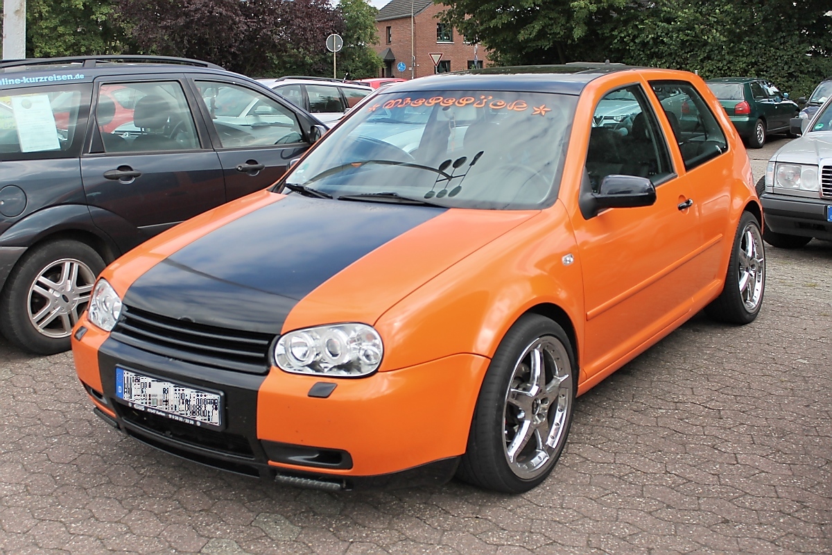 VW Golf in Grefrath, 11.8.2013 