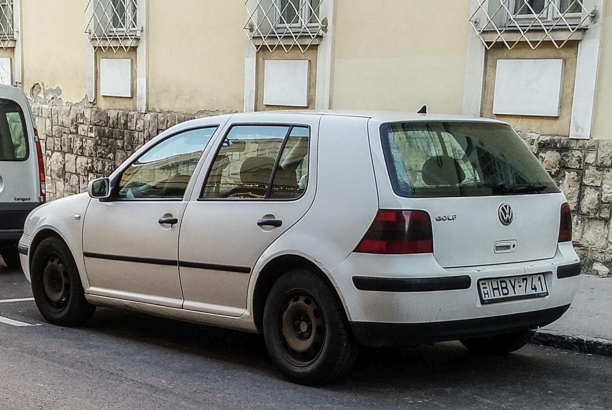 VW Golf IV, gesehen in Pécs (HU), 2019 (Sommer).