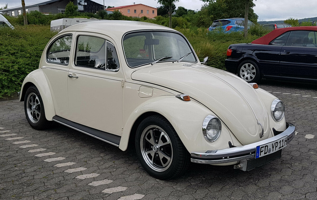=VW Käfer als Teilnehmer der DMV-Classic Tour  Rund um Fulda  im August 2021