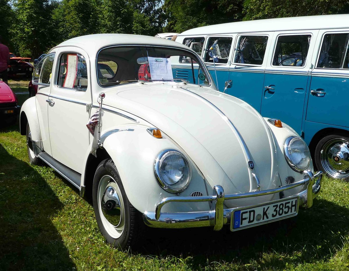 =VW Käfer, ausgestellt bei Blech & Barock im Juli 2018 auf dem Gelände von Schloß Fasanerie bei Eichenzell