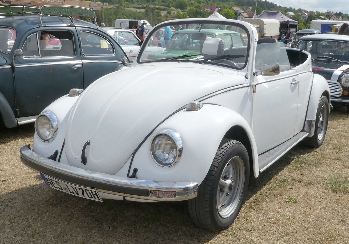 =VW Käfer Cabrio, ausgestellt beim Oldtimertreffen in Ostheim, 07-2019