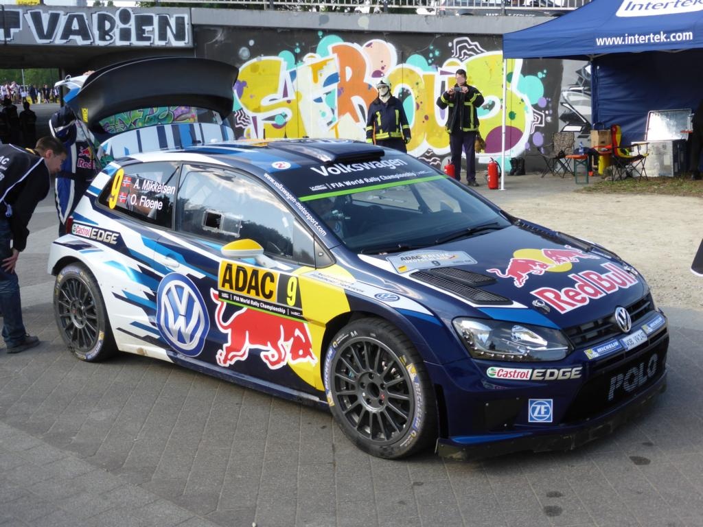 VW Polo R WRC (Mikkelsen / Floene) im Servicepark der Deutschland-Rallye, 23.08.2015