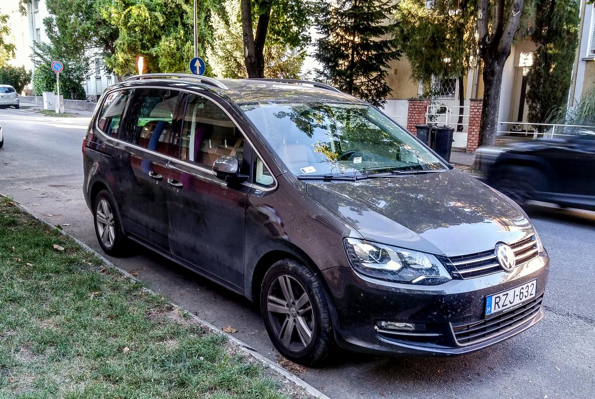 VW Sharan ab 2015, gesehen in August 2020.