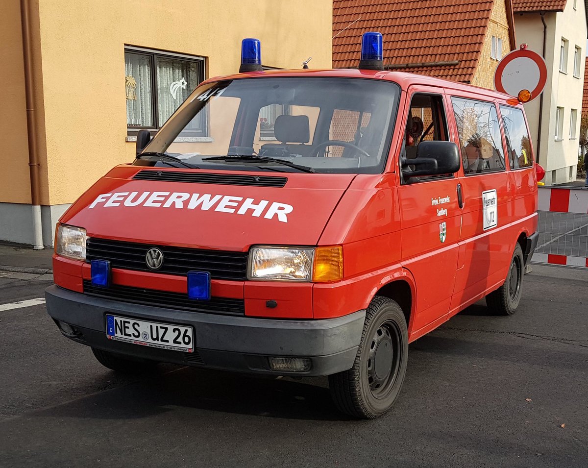 =VW T 4 als MTW der Feuerwehr SANDBERG eingesetzt beim Adventsmarkt in Langenleiten, 11-2019
