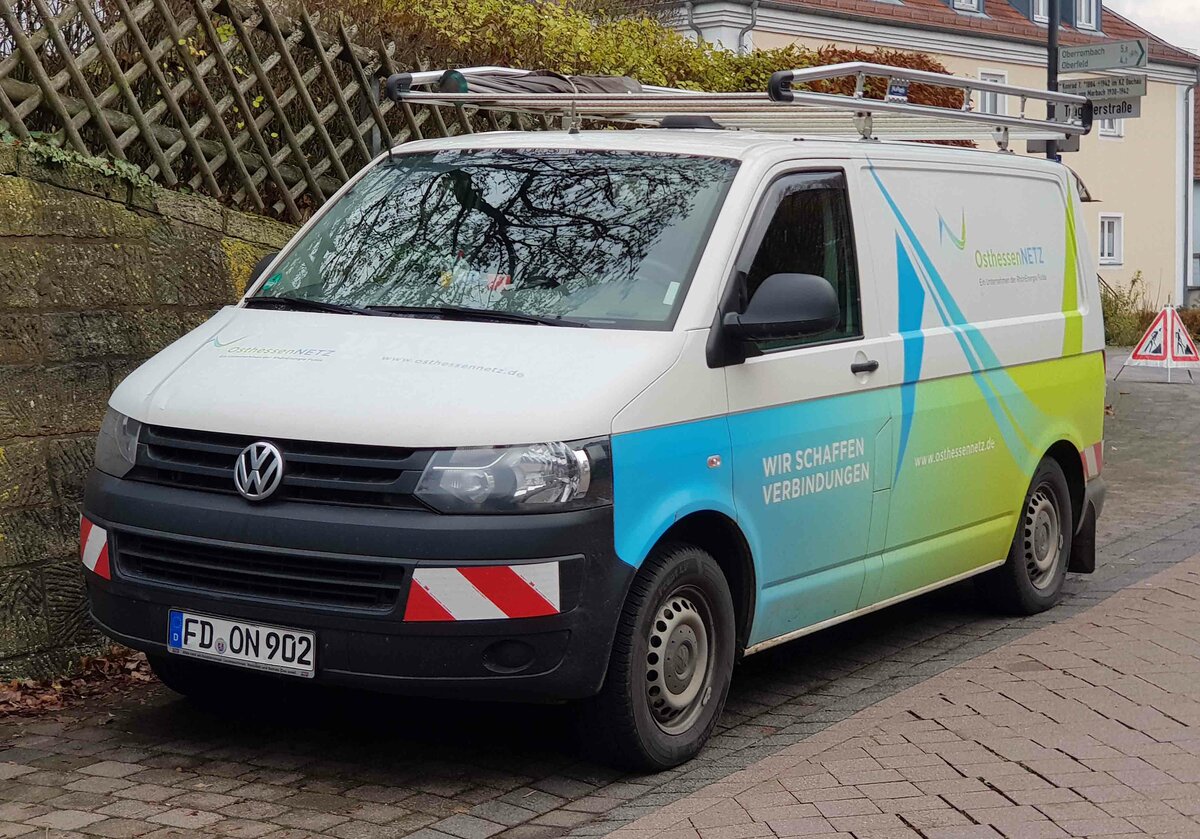 =VW T 5 von OSTHESSEN-NETZ bei Wartungsarbeiten in Petersberg, 11-2022