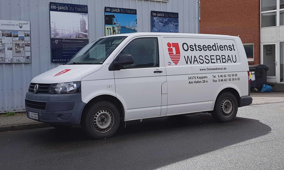 =VW T 5 von OSTSEEDIENST WASSERBAU steht im Mai 2019 in Kappeln