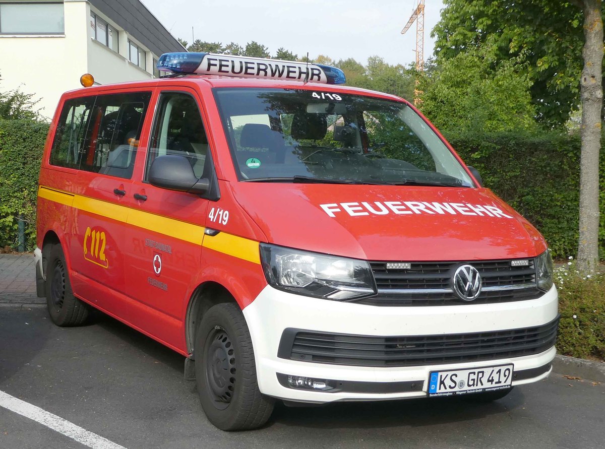 =VW T 6 als MTW der Feuerwehr BAUNATAL steht in Hünfeld anl. der Hessischen Feuerwehrleistungsübung 2019, 09-2019