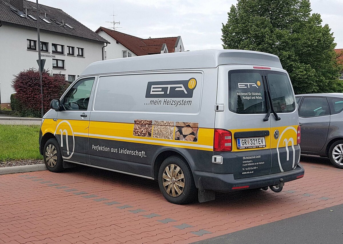 =VW T 6 von ETA-Heiztechnik, gesehen im Juni 2021 in Fulda