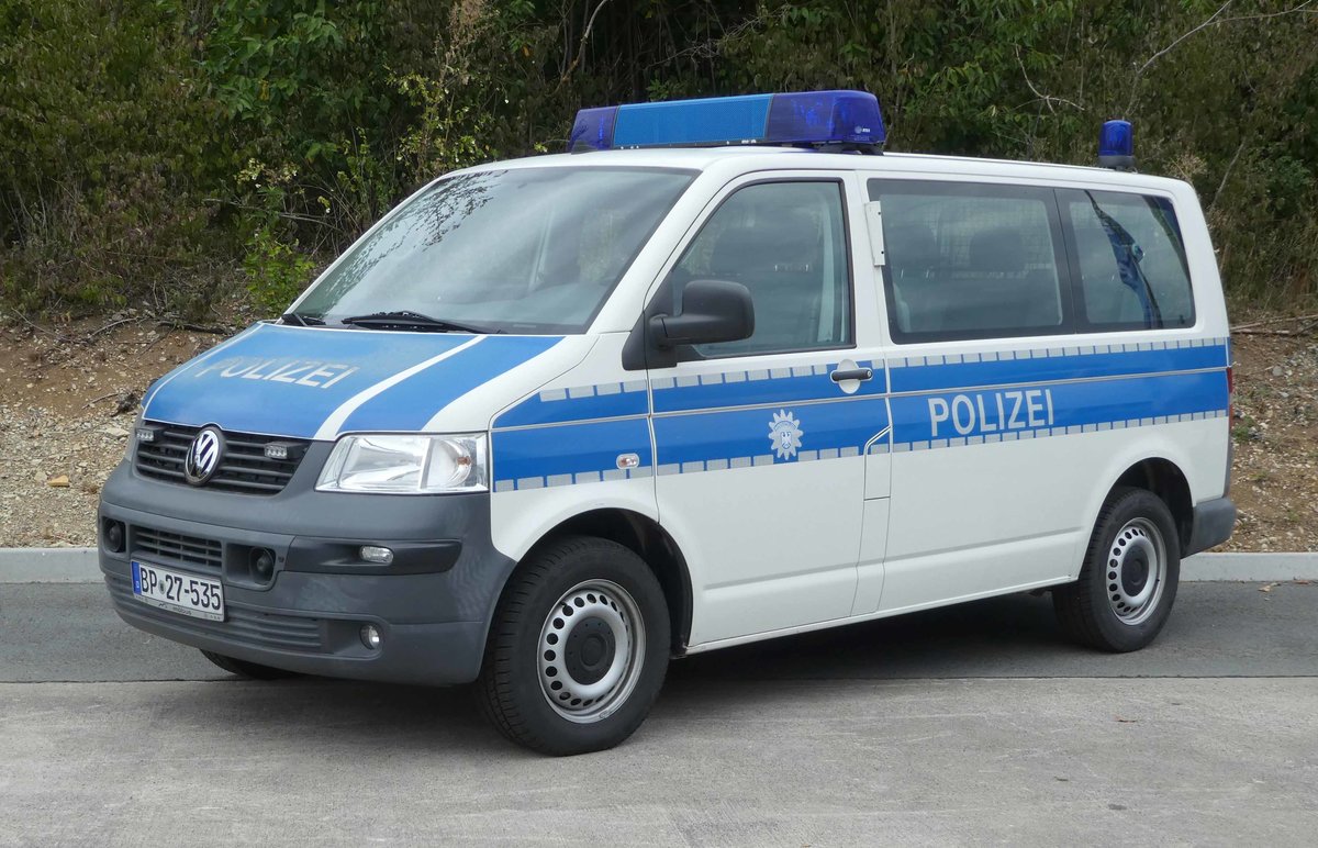 =VW T5 der Bundespolizei, ausgestellt beim Tag der offenen Tür anl. 60 Jahre Bundespolizei Standort Hünfeld im September 2019