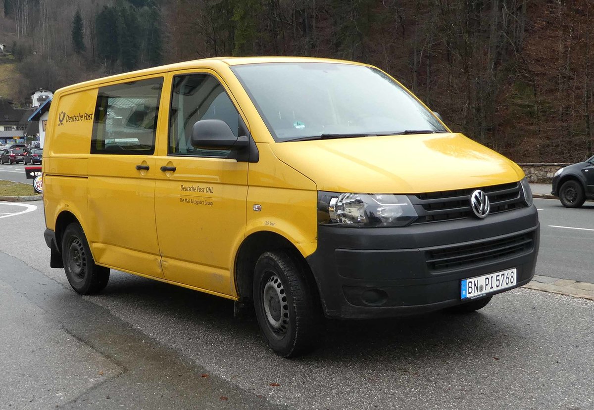 =VW T5 von DHL auf Zustellertour in Berchtesgaden im Dezember 2018

