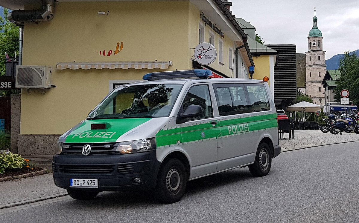 =VW T5 der LaPo Bayern unterwegs in Berchtesgaden im Juni 2022