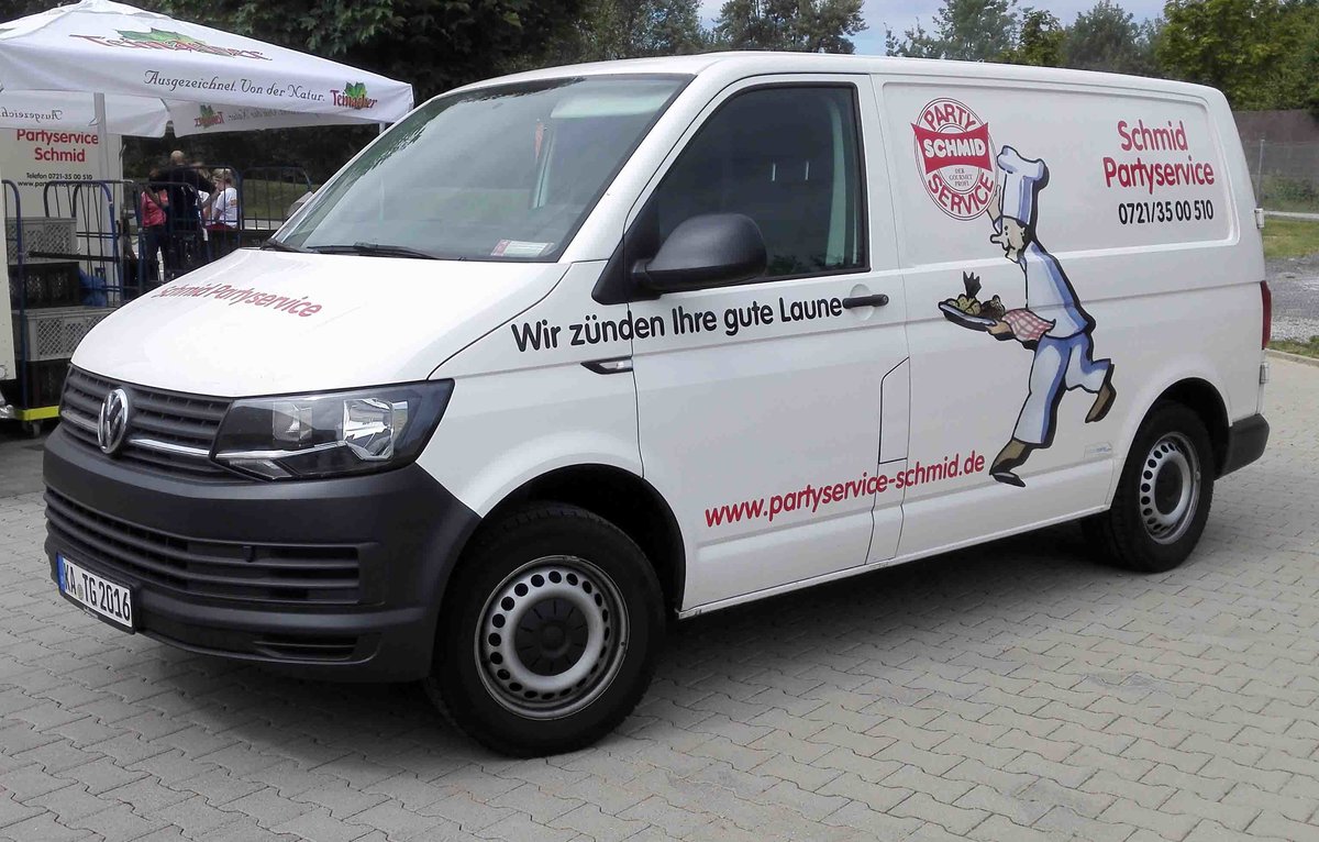 =VW T6 vom Partyservice Schmid gesehen in Karlsruhe im Juli 2017