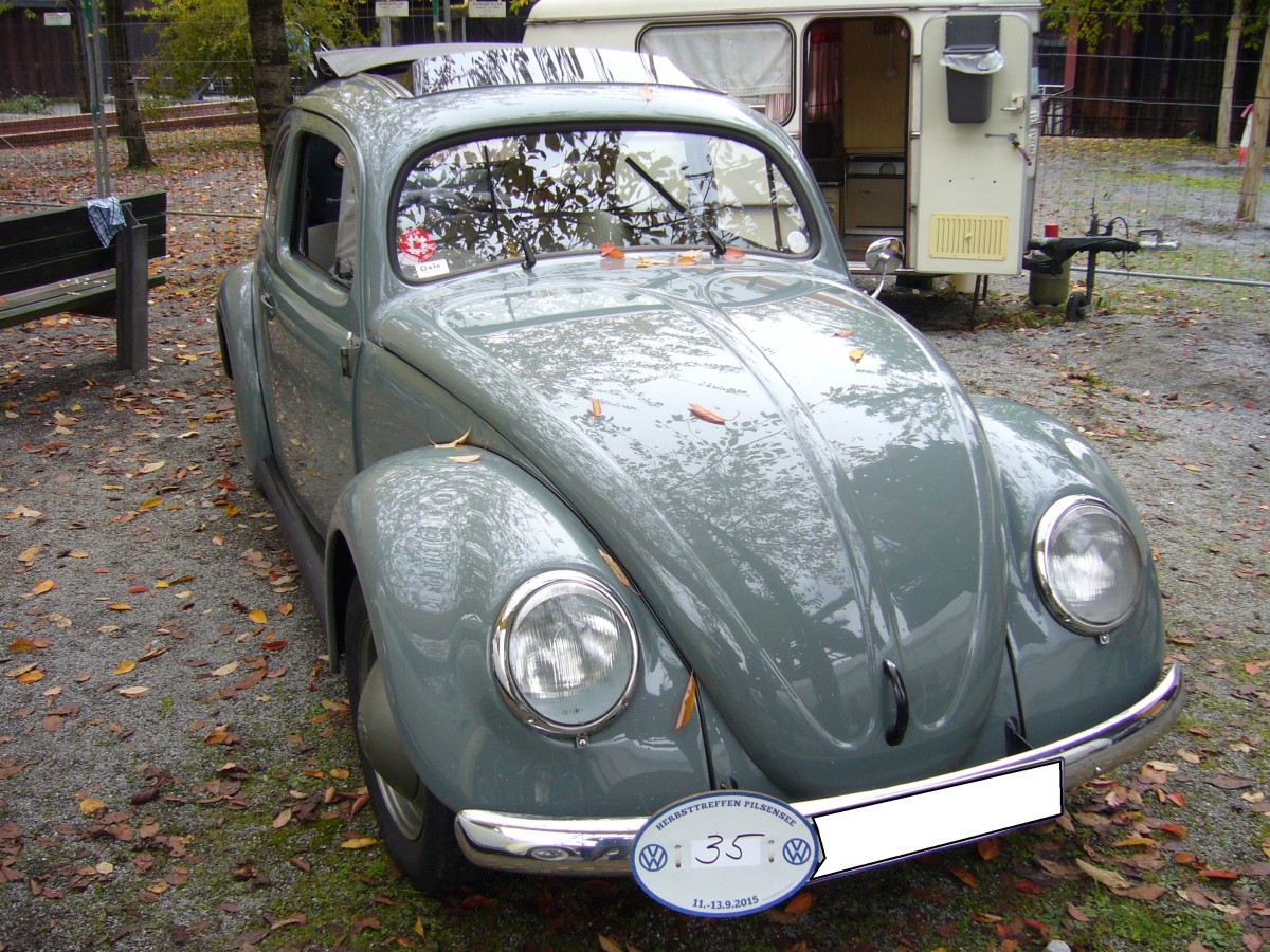 VW Typ 1 Standard des Jahrganges 1955. Historicar am 17.10.2015.