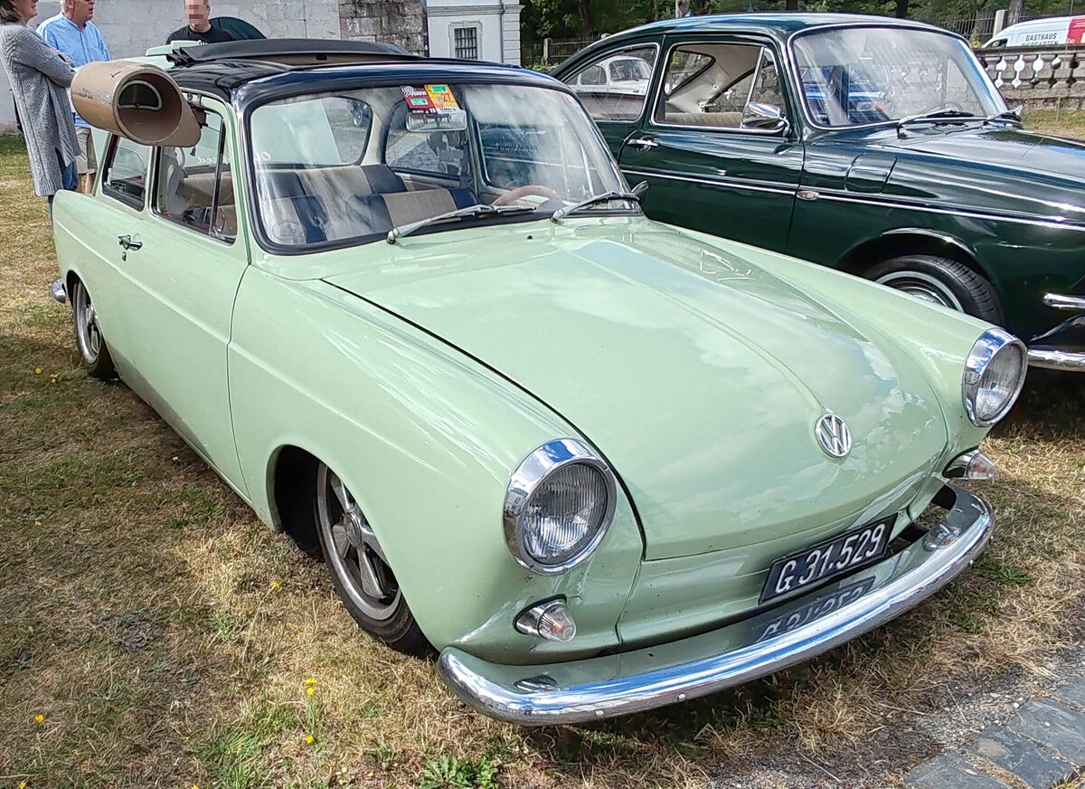 =VW Typ 3, gesehen bei der Oldtimerausstellung Blech & Barock bei Schloss Fasanerie, 07-2026