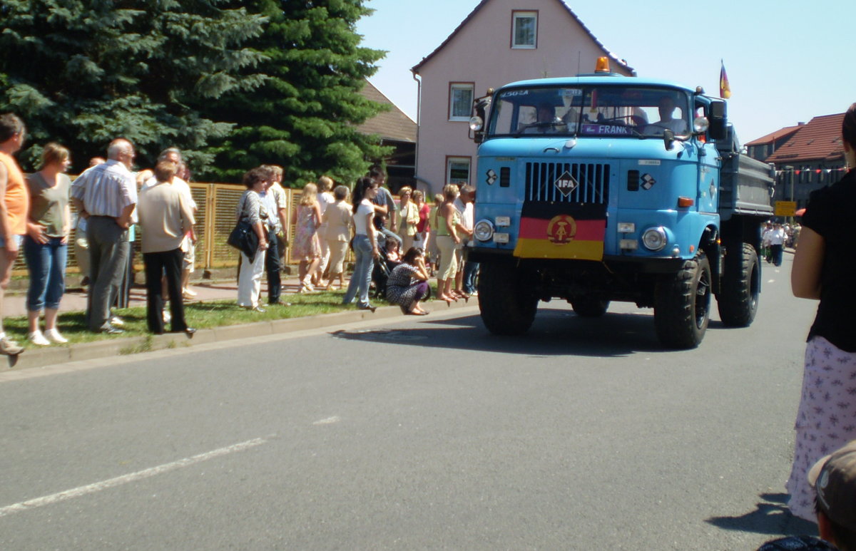 W 50 beim Umzug in Ellrich 16.Harzfest im Sommer 2008 wo ich dieses Bild Gemacht habe.