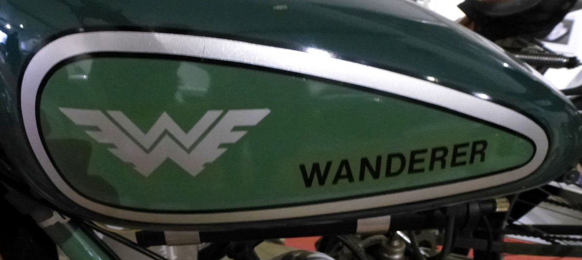 WANDERER Werke AG, Logo und Tankaufschrift an einem Oldtimer-Motorrad, der bedeutende ehemalige Hersteller von Fahrrdern, Motorrder und Autos wurde 1885 in Chemnitz/Sachsen gegrndet, ist eine der vier Firmen, die in der Audi AG (vier Ringe) aufgingen Okt.2014