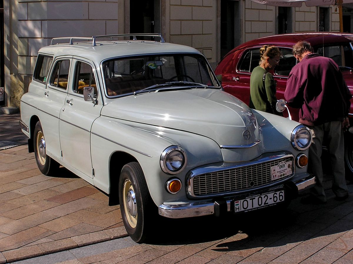 Warszawa 203 Kombi, gesehen am 13.09.2015.