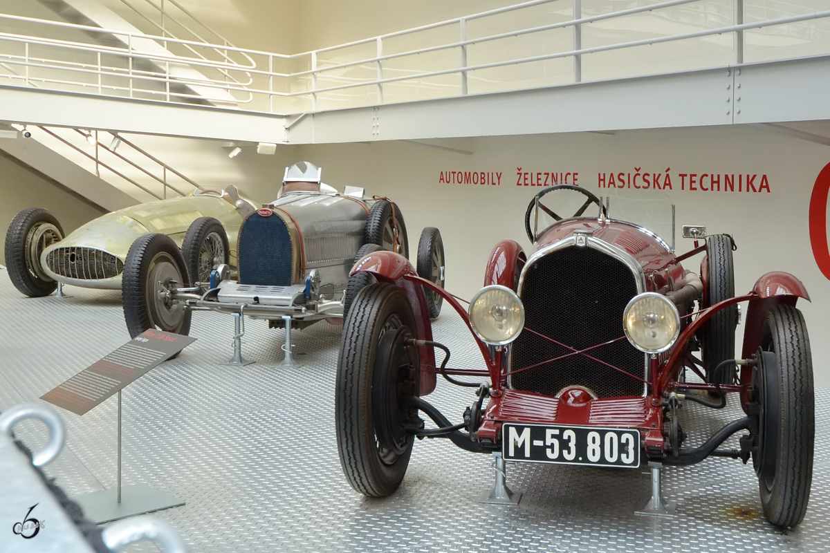 Wikow 7/28 Sport, Bugatti Typ 51 und ein Mercedes-Benz Silberpfeil im Technischen Nationalmuseum Prag (September 2012)