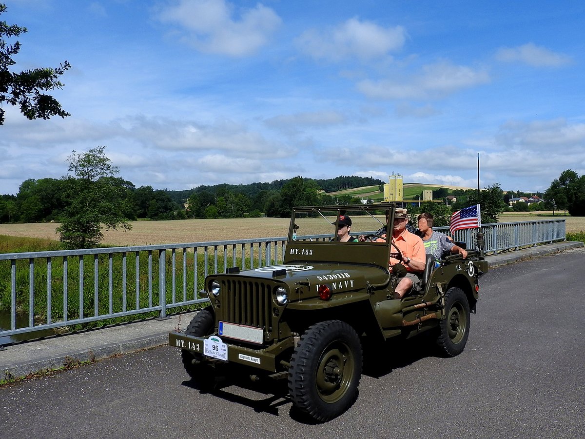 Willy´s-Jeepster, Bj.1943, oder die 4 im Jeep; anlässlich der Wadholz-Classic2017; 170723