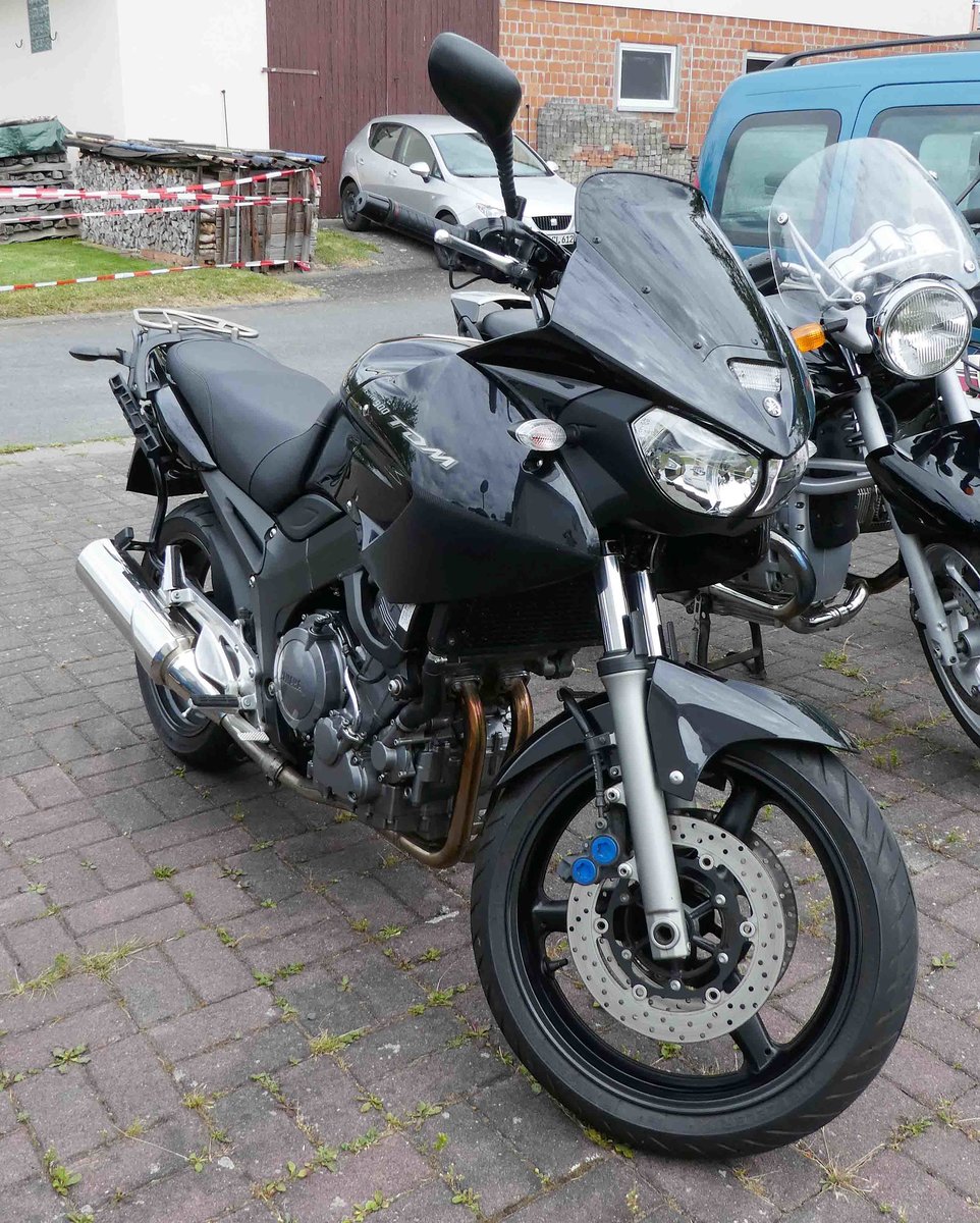=Yamaha Twin 900 TDM, gesehen bei den Motorrad-Oldtimer-Freunden Kiebitzgrund im Juni 2018