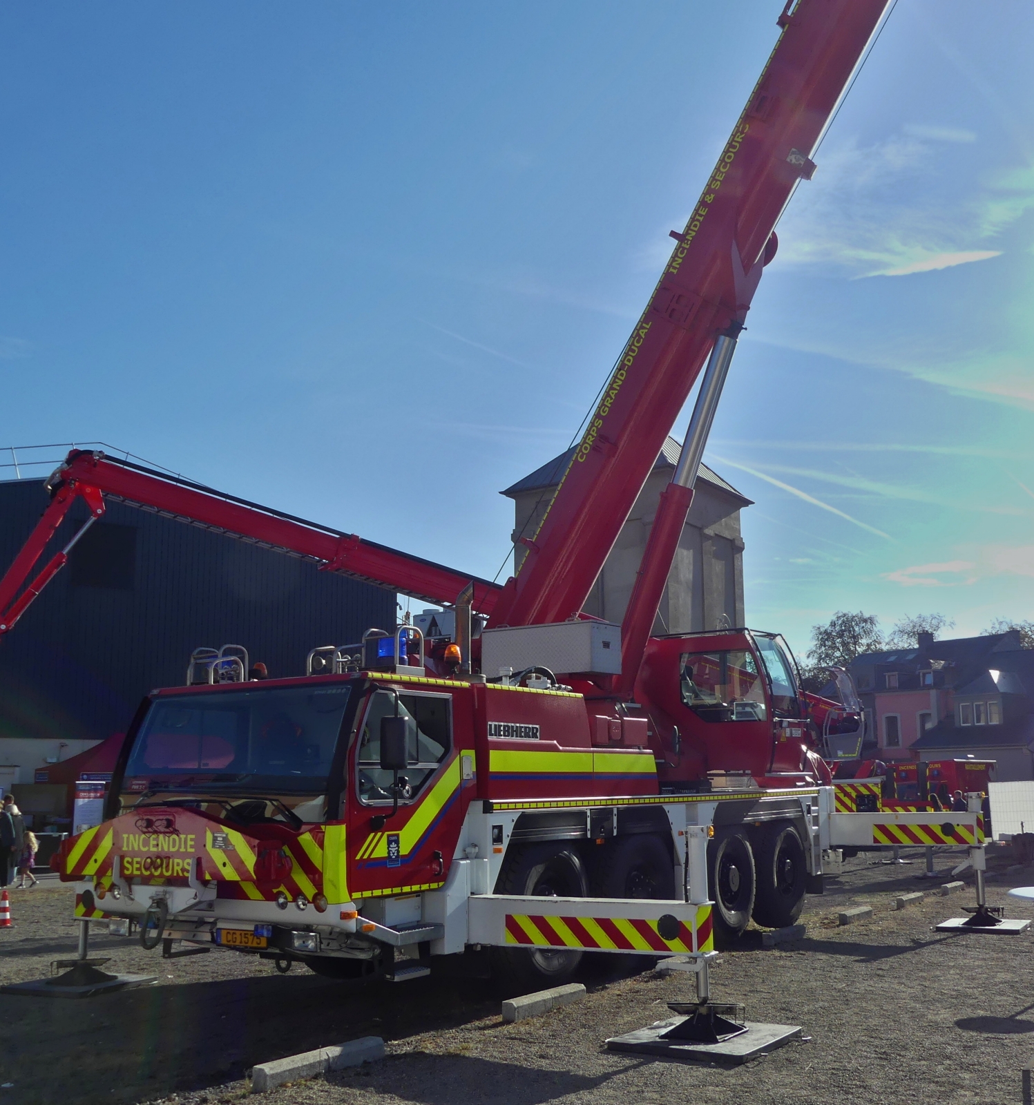 /  Liebherr LTM 1070-4, Autokran des CGDIS, Traglast 50 t, Reichweite ca 50 m, Allradlenkung, war beim Tag des Zivilschutzes in Diekirch zu sehen. 27.09.2026