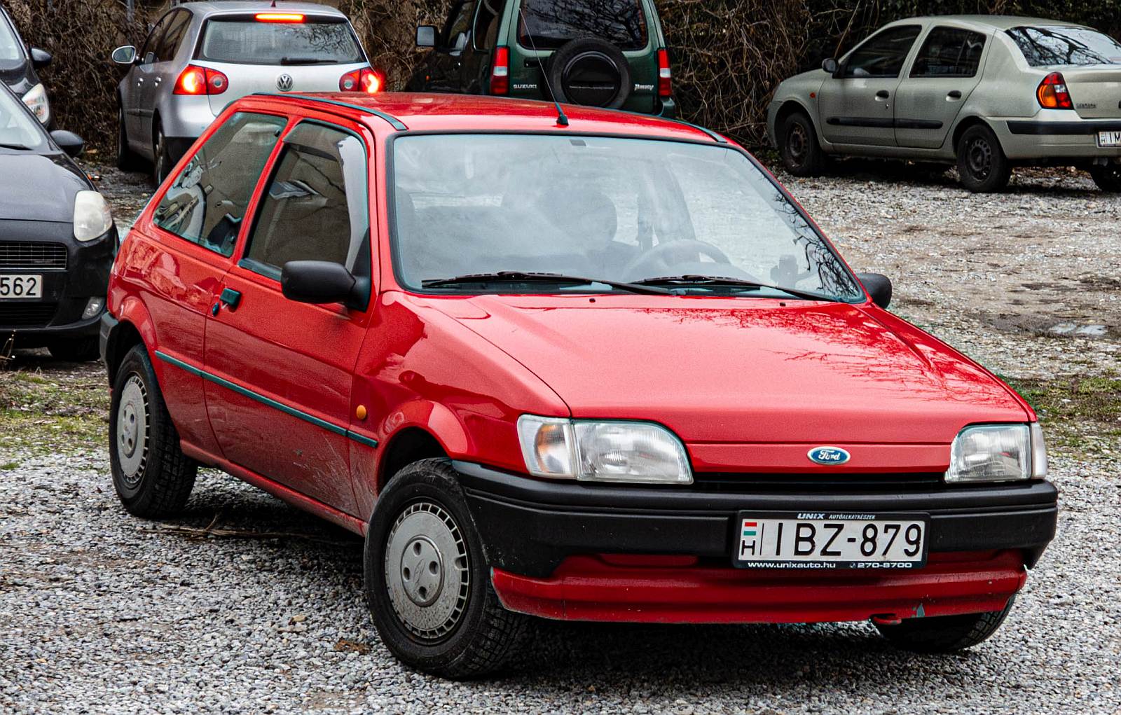Diesen Ford Fiesta (dritte Generation, Lackierung: Radiant Red) habe ich in Februar, 2026 fotografiert.