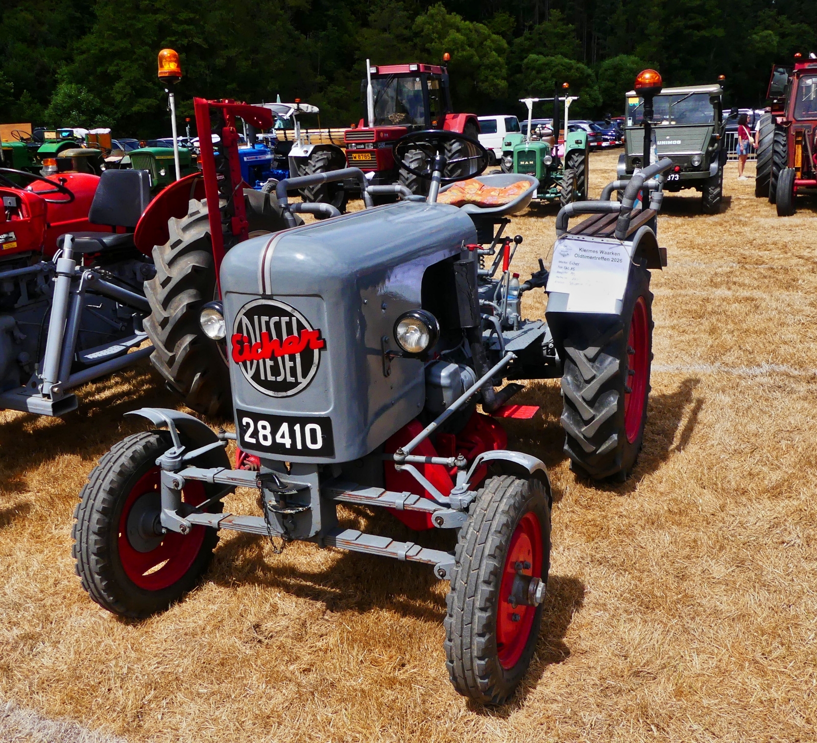 Eicher EKL 15, BJ 1954, 1425 ccm, 16 PS, war beim Oldtimertreffen in Warken zu bewundern. 19.07.2026
