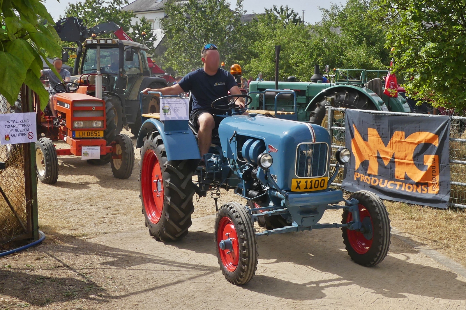 Eicher Panther 295 BJ 1956, 22 PS, 2Zyl, machte beim Traktorentreffen in Keispelt bei der Rundfahrt mit. 09.08.2026