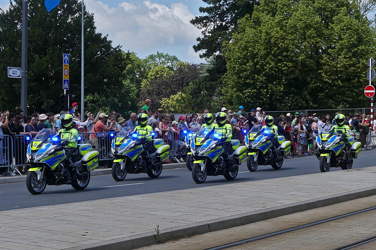Eine Abteilung der Motorradstaffel der Zollverwaltung von Luxemburg nahm an der Militärparade in Luxemburgstadt teil. 23.06.2023