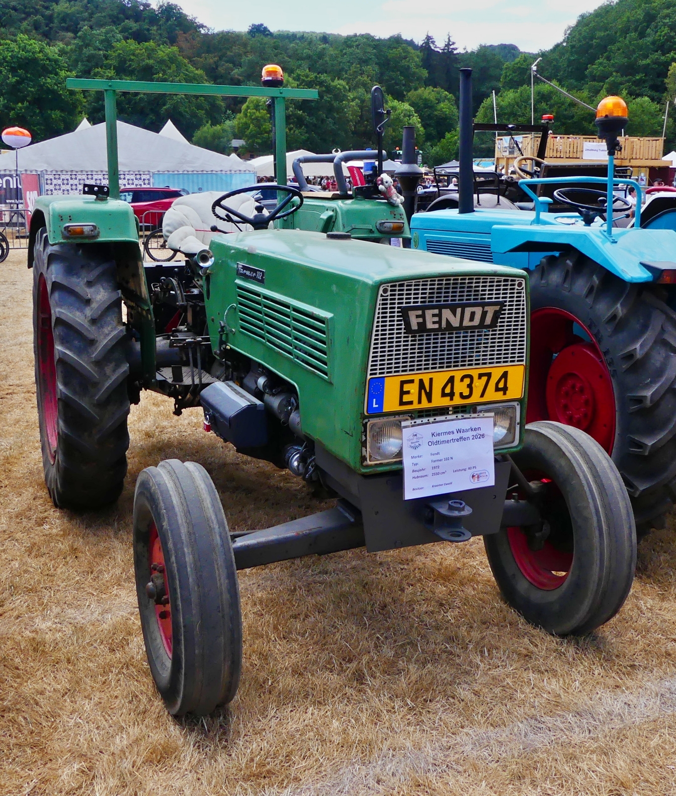 Fendt Farmer 102N, BJ 1972, 2550 ccm, 40 PS, aufgenommen beim Oldtimertreffen in Warken. 19.07.2026