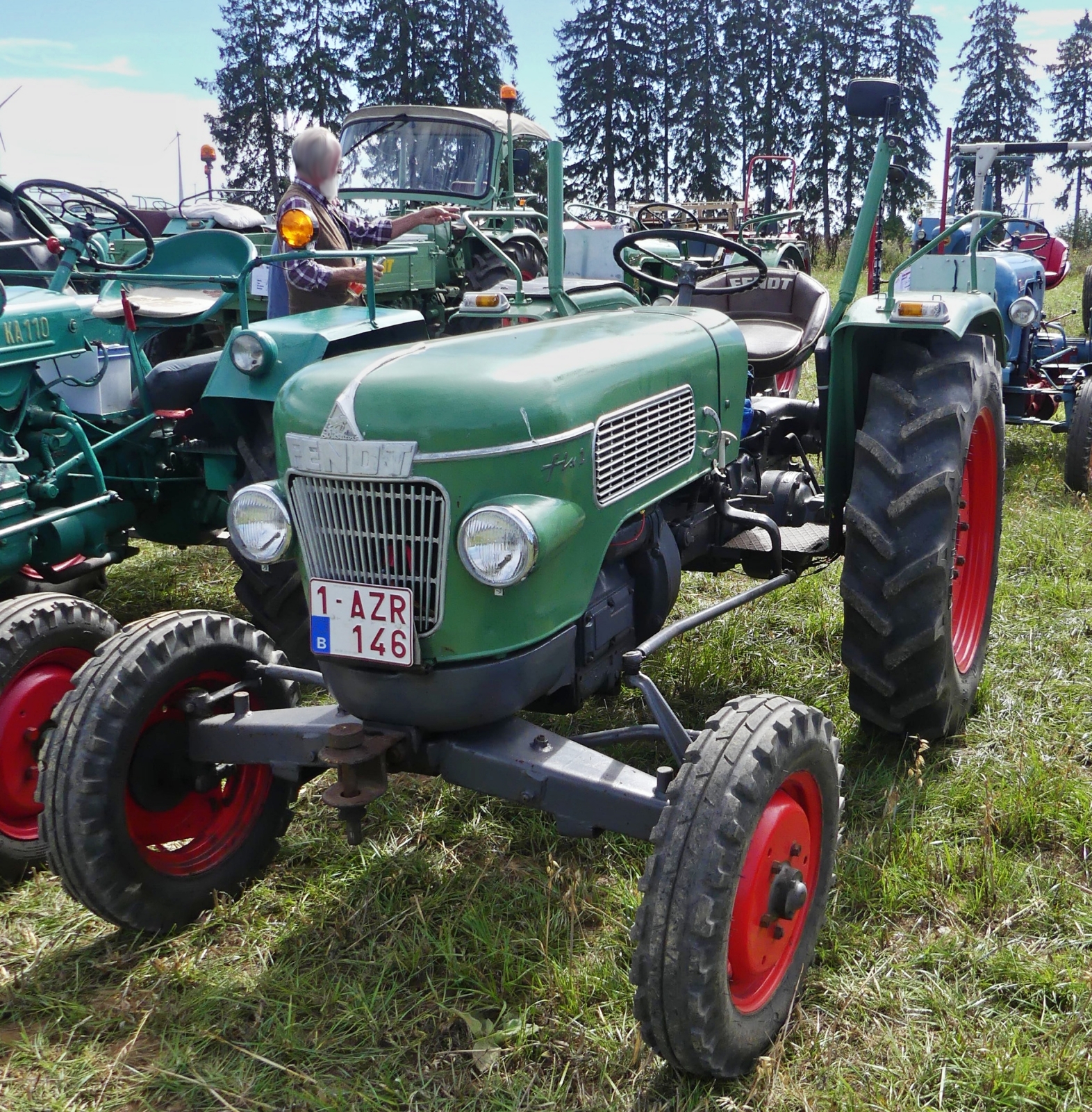 Fendt Fix 2, BJ 1969, 45 PS, war zum Gromperefest in Binseld aus Belgien angereist. 09.2026