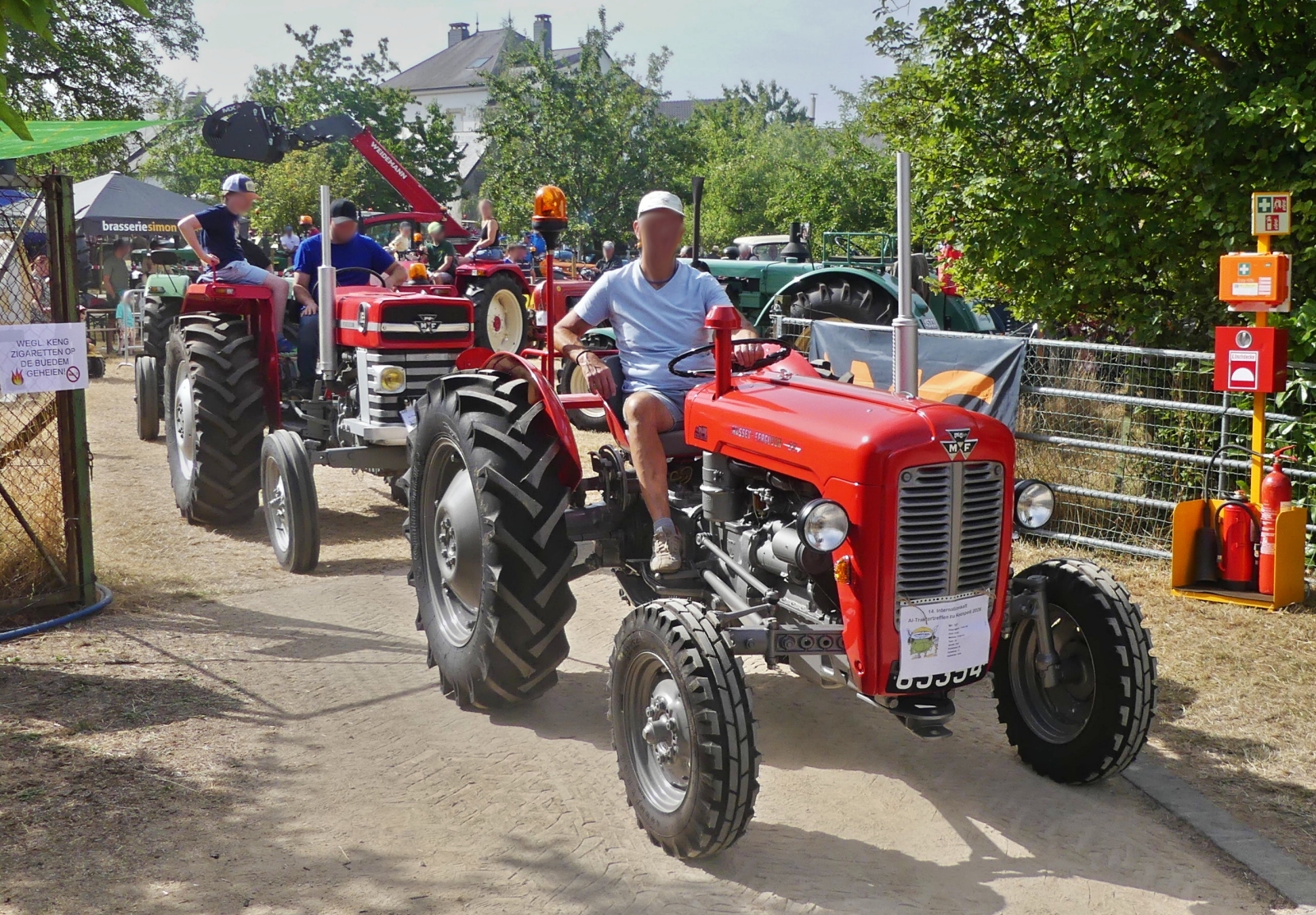 Ferguson 35, BJ 1961, 35 PS, 3Zyl. nahm an der Rundfahrt beim traktorentreffen in Keispelt teil. 09.08.2026