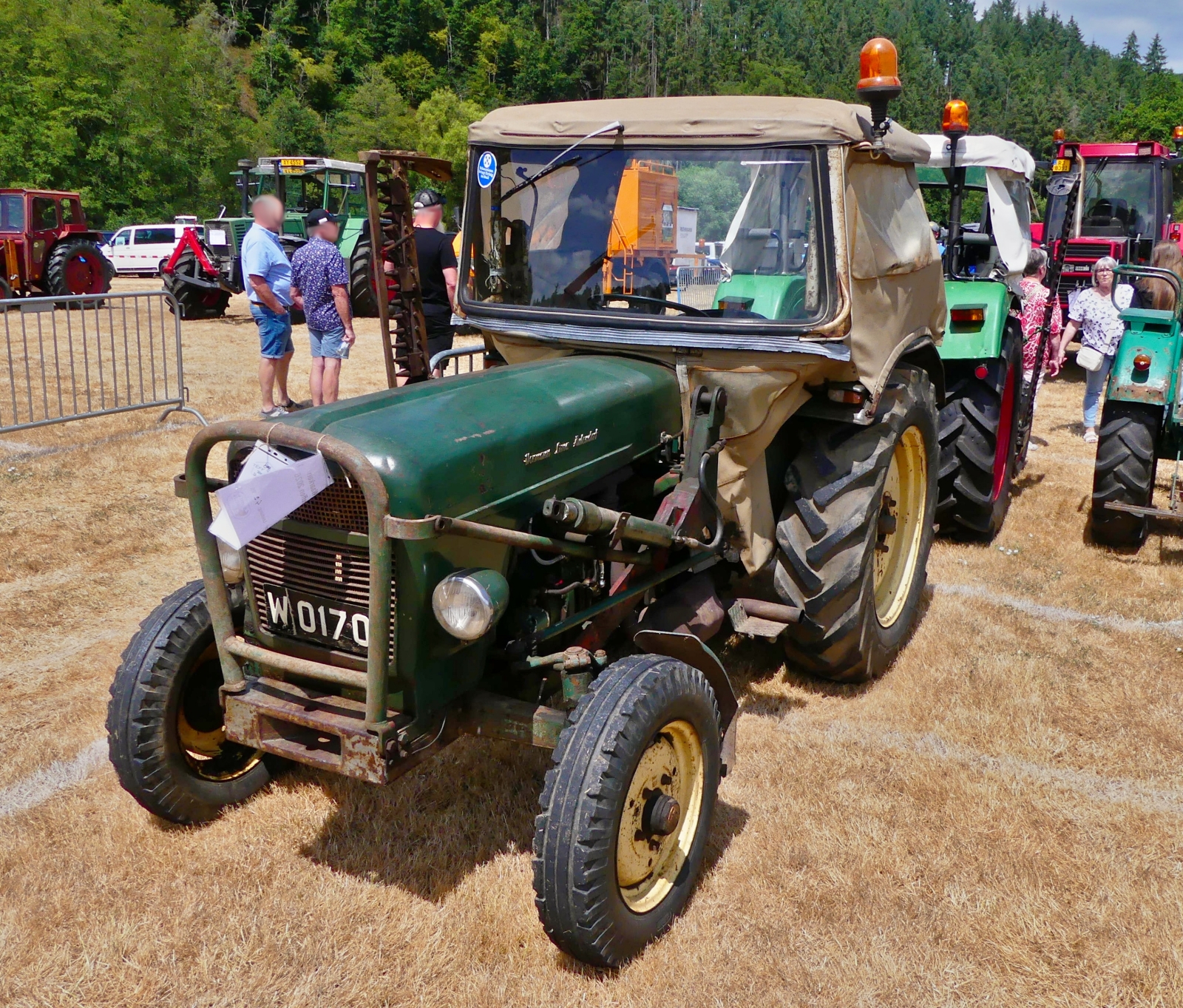 Hela 425, BJ 1964, 2500 ccm, 42 PS,war beim Oldtimertreffen in Warken zu Gast. 19.07.2026