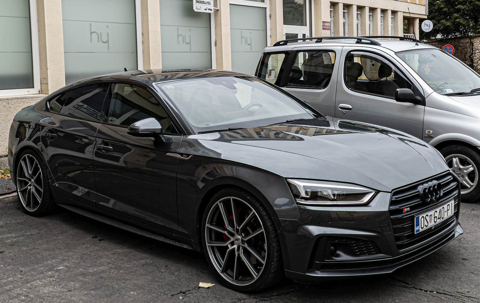 Hier ist ein Audi S5 (B9 also die zweite Generation) zu sehen. Foto: 10.2025.