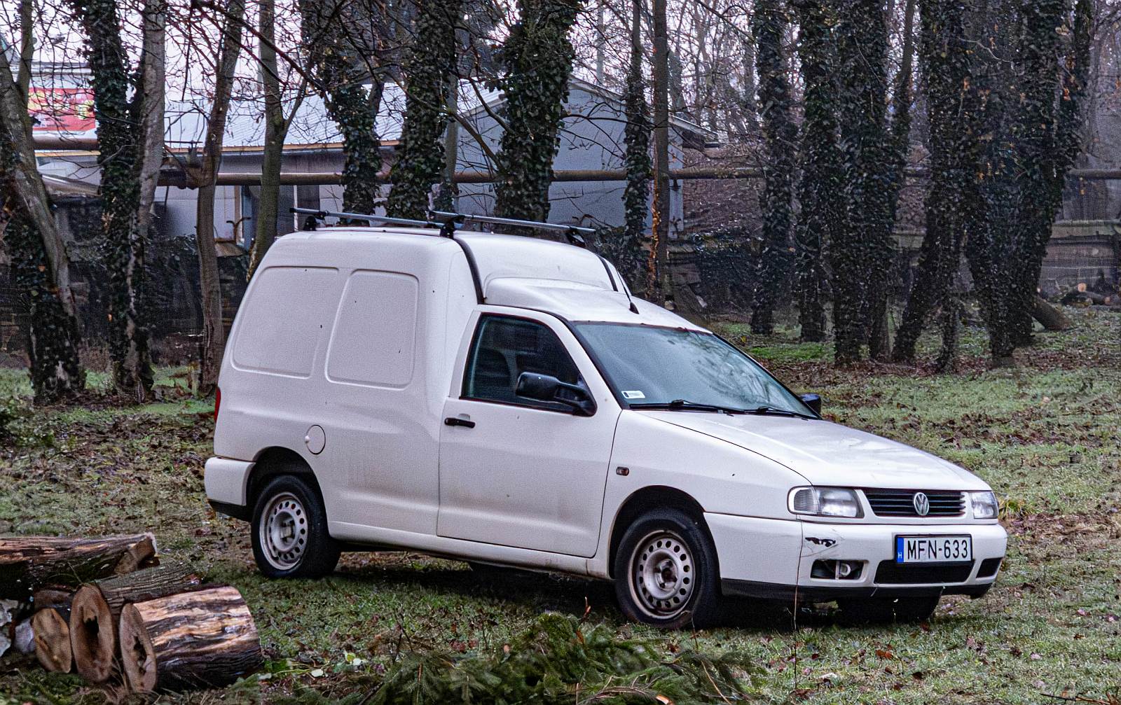 Hier ist ein VW Caddy 9K auf dem Basis des Polo III zu sehen. Die Aufnahme stammt von 02.2026.