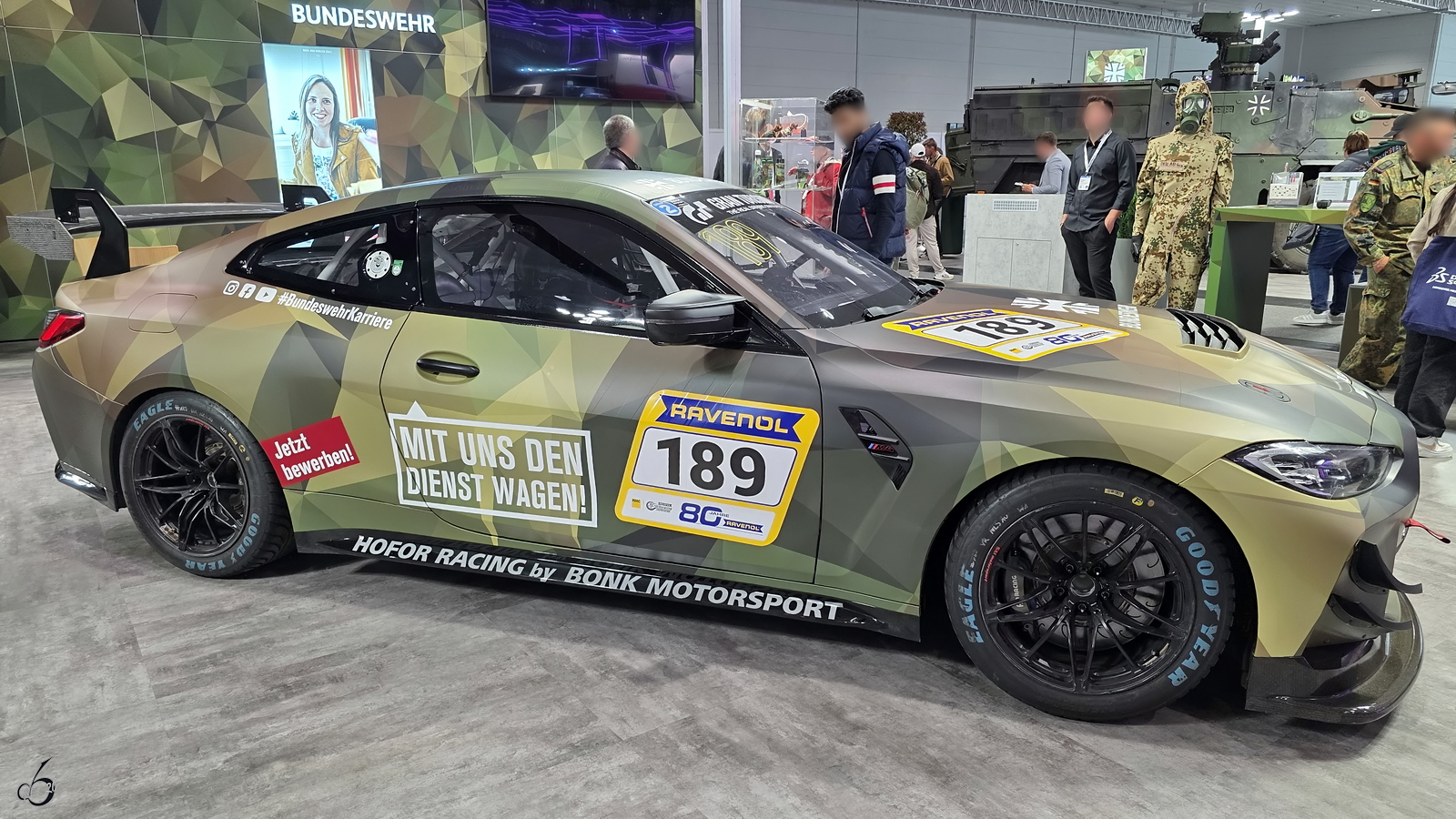Hier zu sehen BMW M4 in den Farben der Bundeswehr. (Hannovermesse, April 2026)