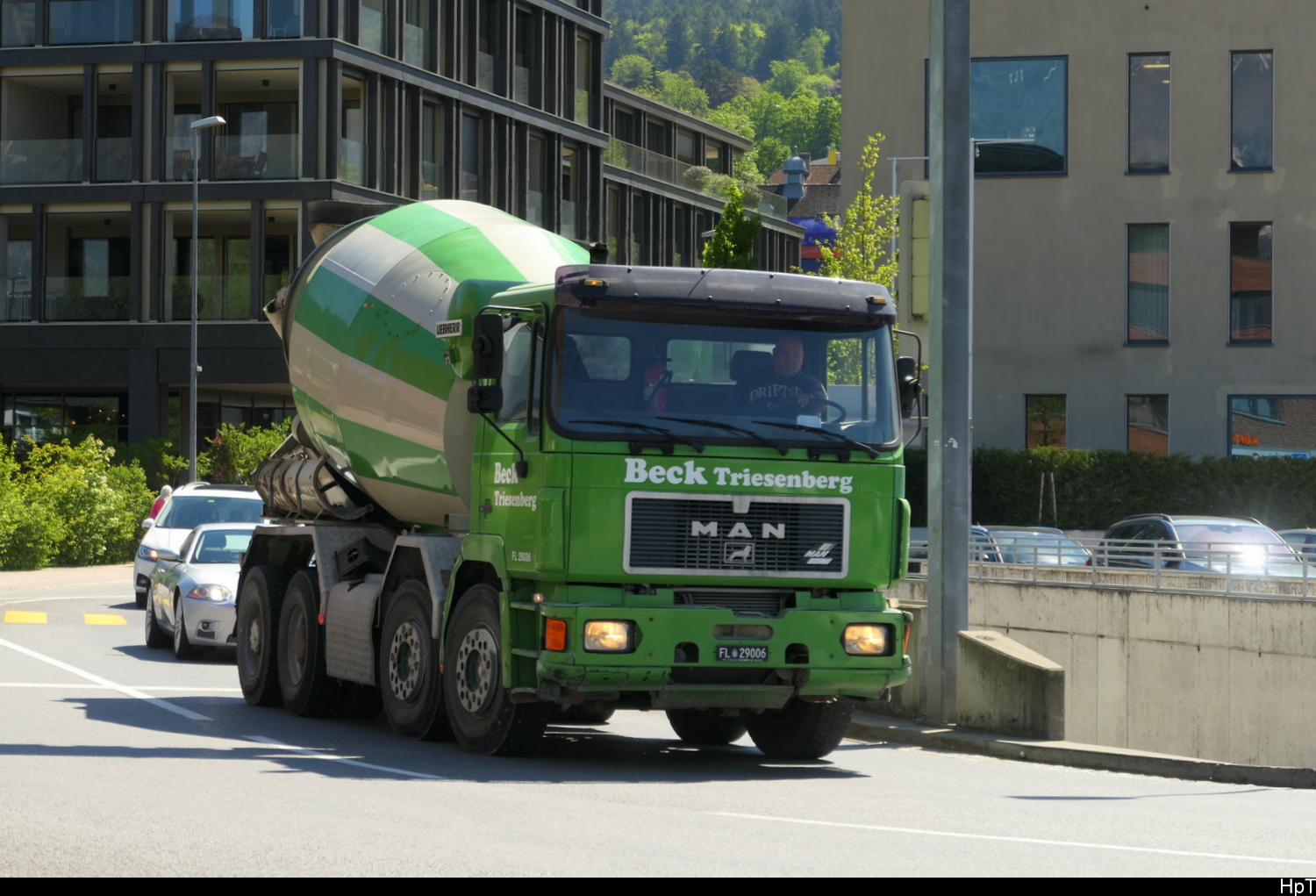 MAN Betonmischer unterwegs in Schaan/FL am 30.04.2026