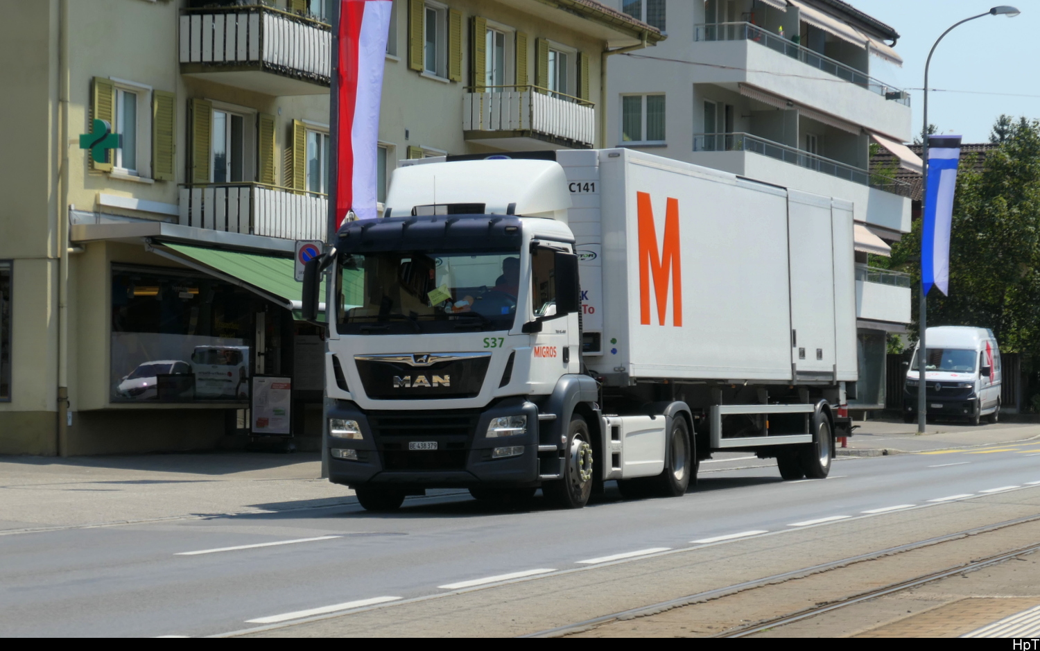 MAN Sattelschlepper unterwegs in Unterkulm am 30.07.2026
