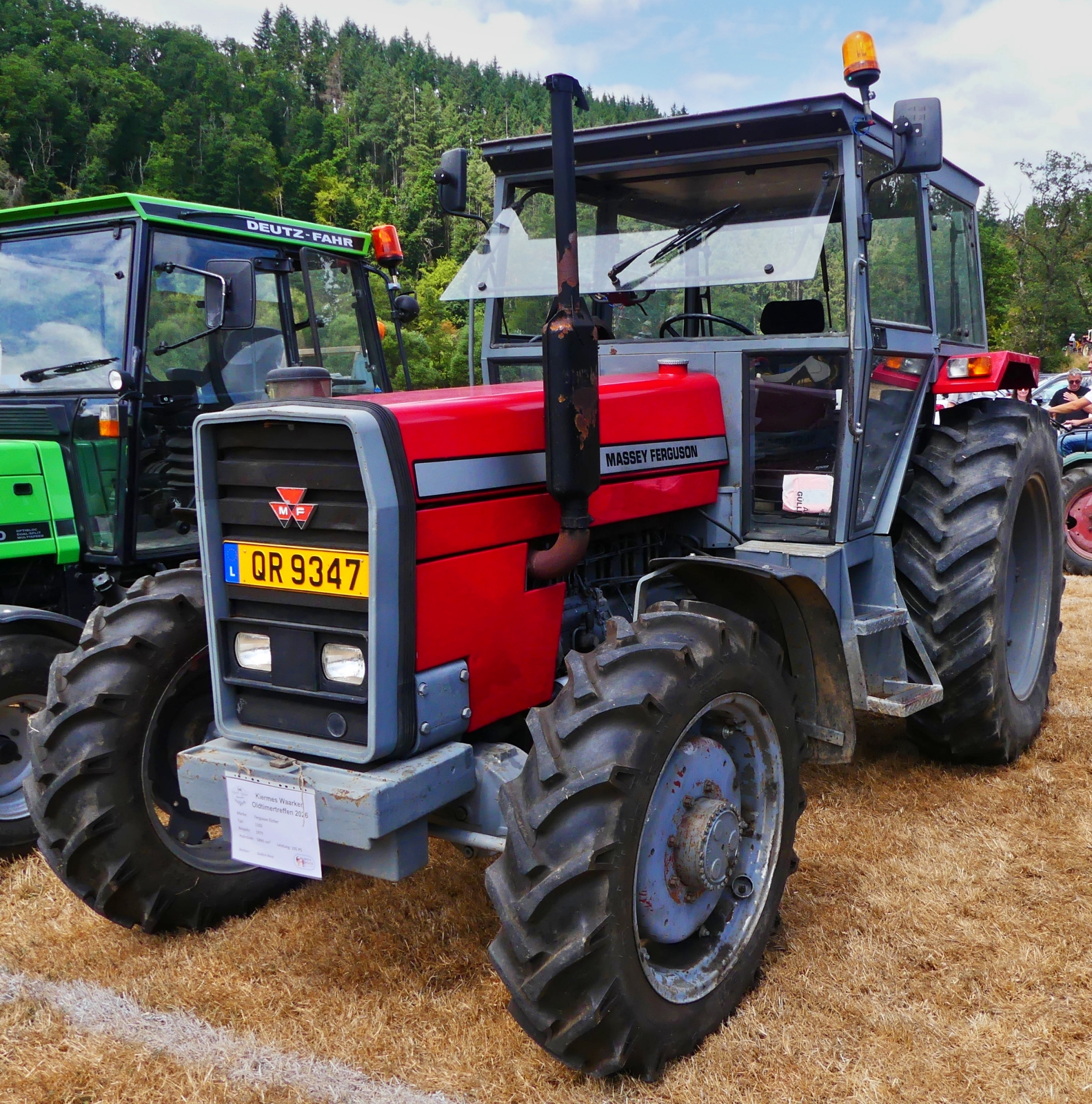 Massey Ferguson 1102, BJ 1977, 5890 ccm, 105 PS, war beim Oldtimertreffen in Waren zu sehen. 19.07.2026