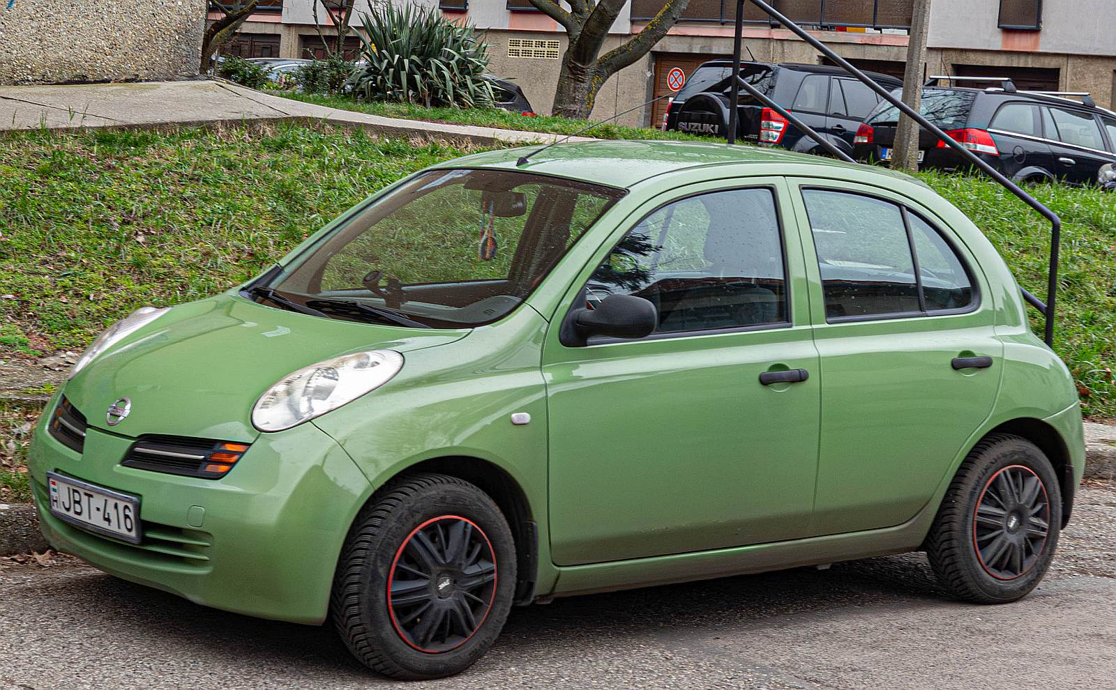 Nissan Micra K12 (dritte Generation) in der Lackierung Seagrass Green. Foto: 02.2026