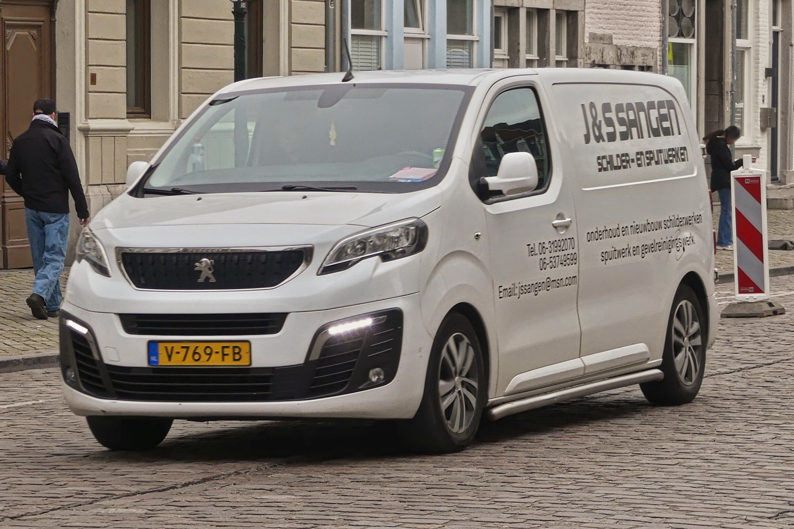 Peugeot Rifter, gesehen in den Stra�en von Maastricht. 03.2026