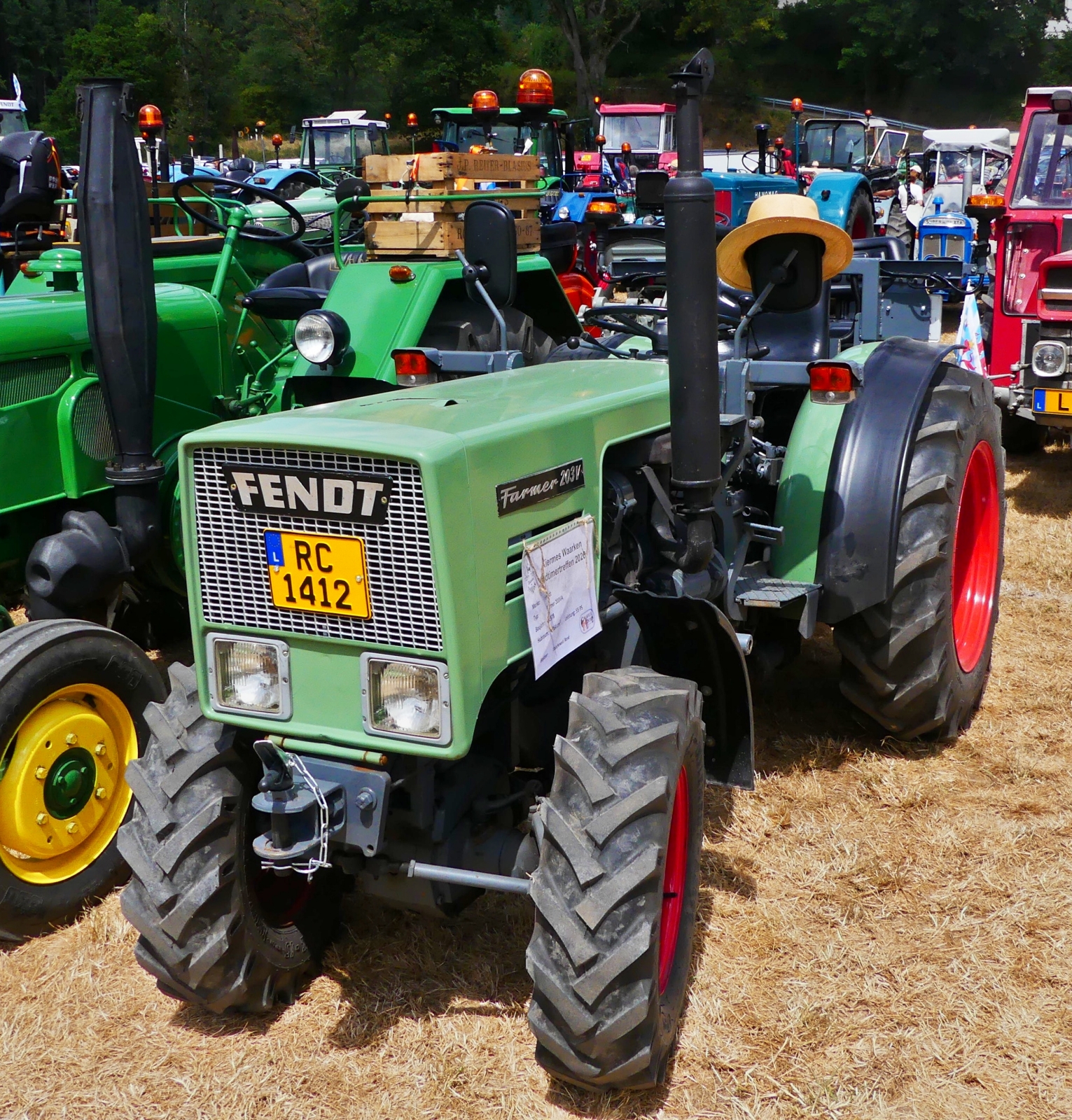 RC 1412 Fendt Farmer 203 VA, BJ 1978, 3064 ccm, 55 PS, war beim Oldtimertreffen in Warken vor Ort. 19.07.2026